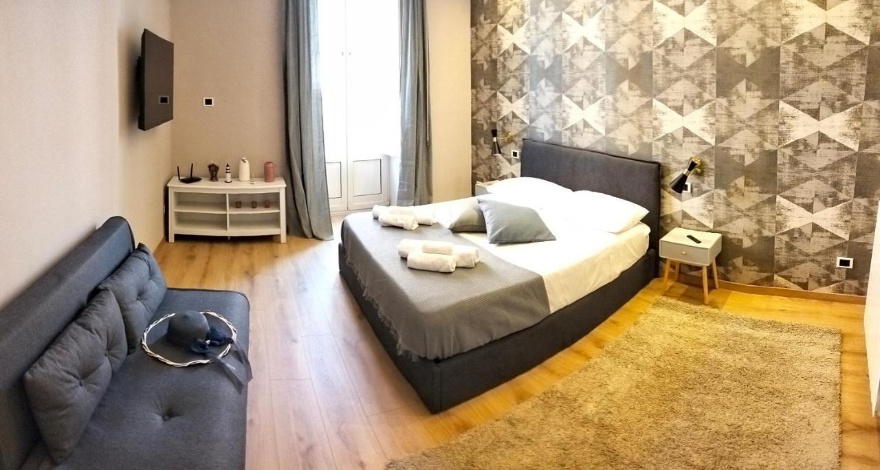 Princess Iolanda Charming House Bari Bagian luar foto